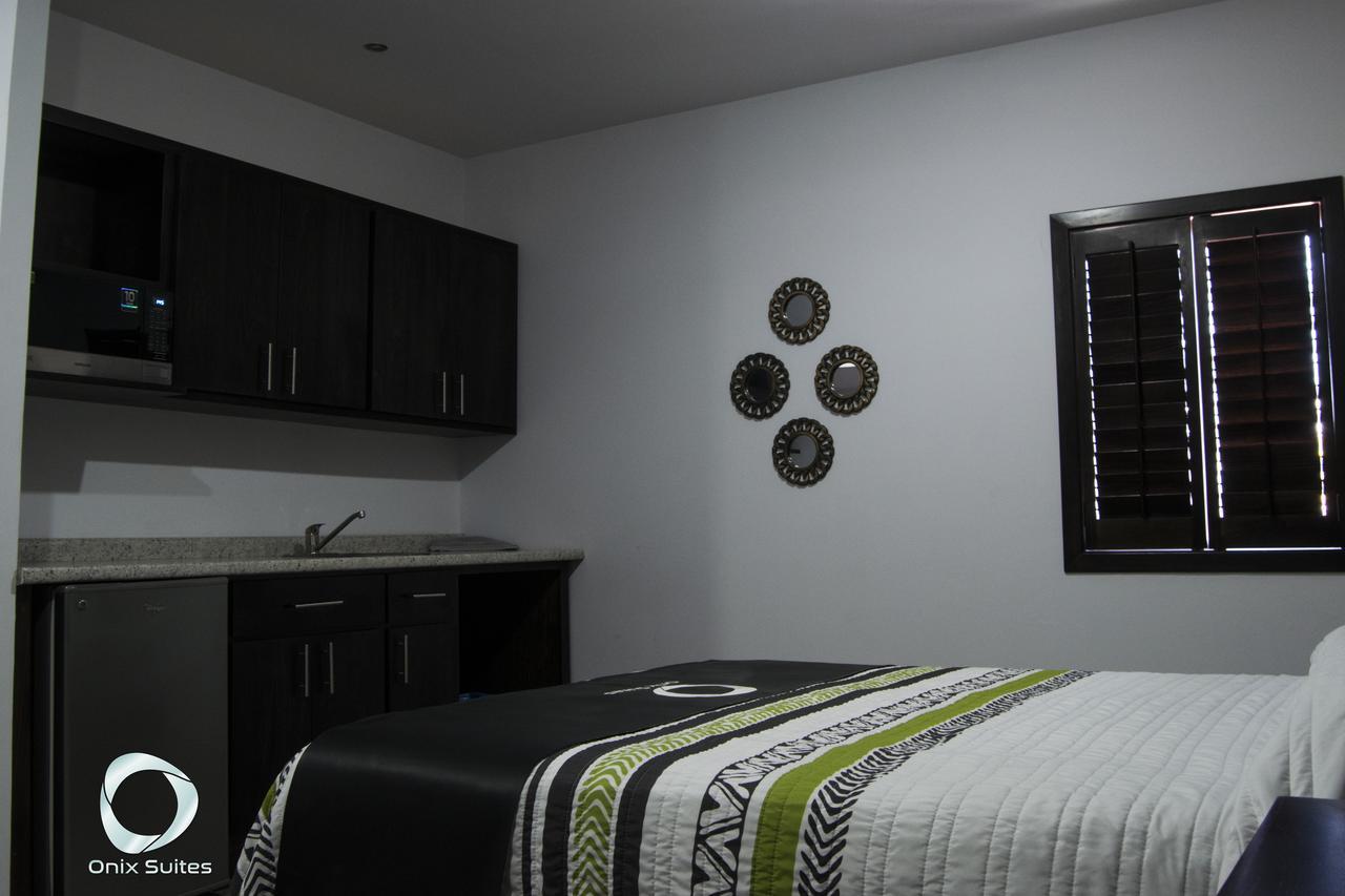 Hotel Onix Suites Delicias Exterior photo