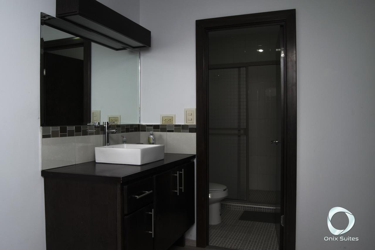 Hotel Onix Suites Delicias Exterior photo