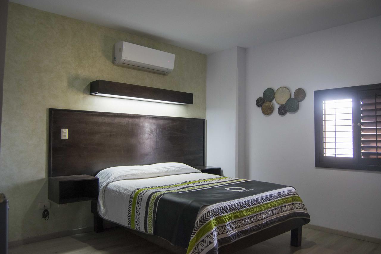 Hotel Onix Suites Delicias Exterior photo